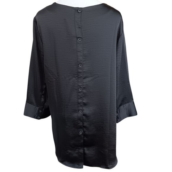 Universal Standard Black Satin Flowy Blouse Top XS=LG/10-12 Button‎ Back Hi Low - Picture 2 of 9